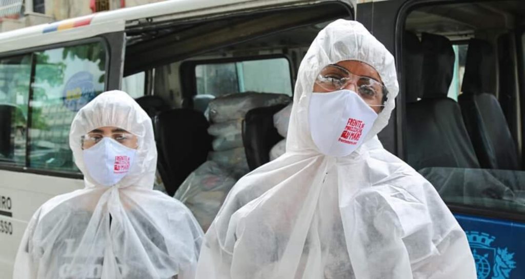 Frente de Mobilização da Maré em distribuição de auxílios