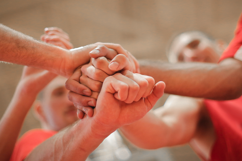 Grupo de apoio discute males do consumo excessivo de pornografia
