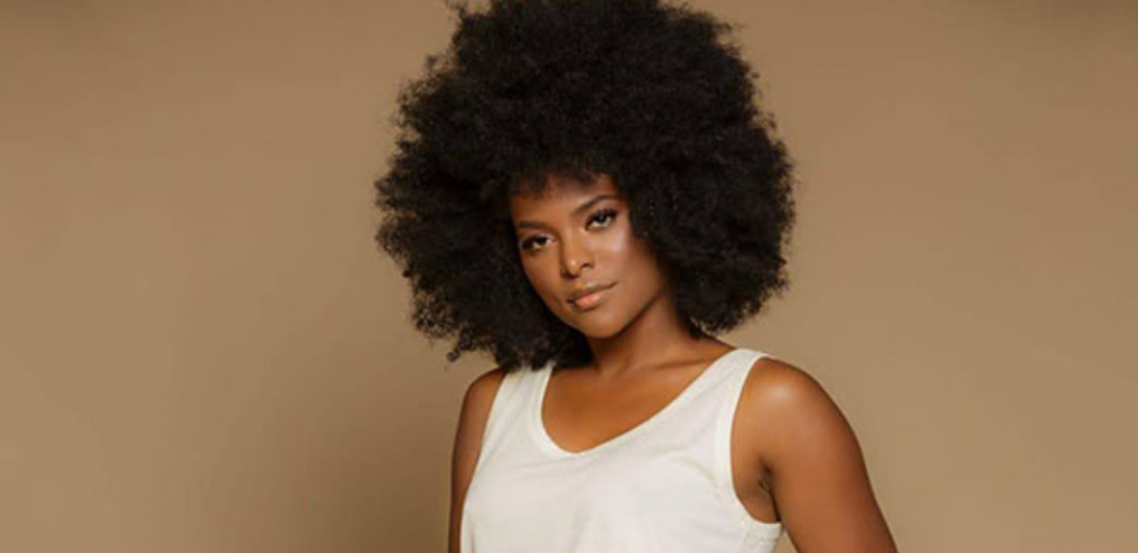 Samen dos Santos, modelo, mulher negra