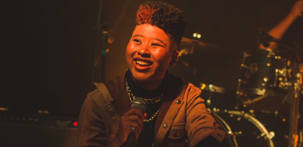 amazonense, rapper, microfone, marrom