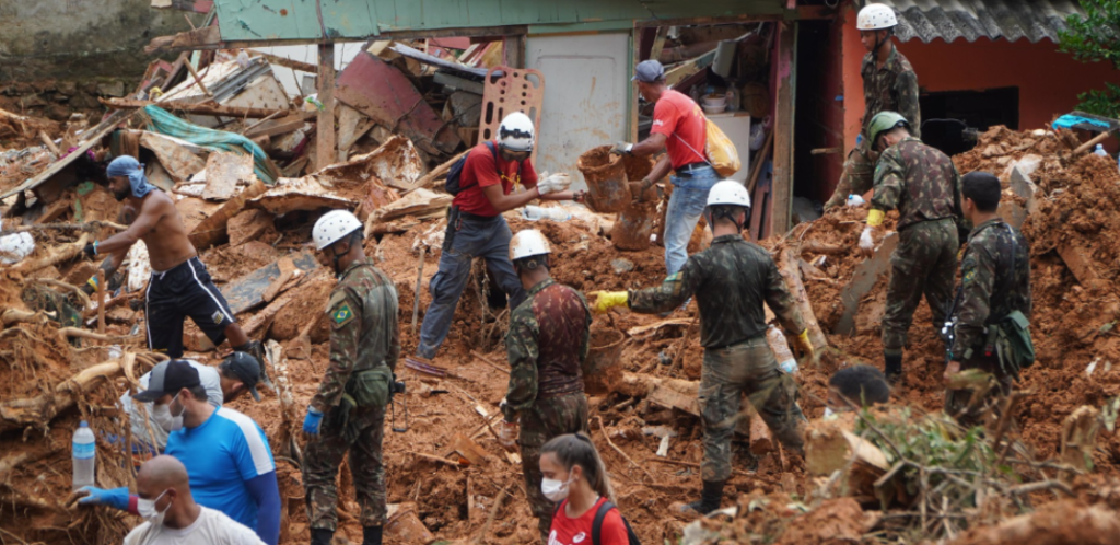 desmoronamento, tragédia em São Sebastião