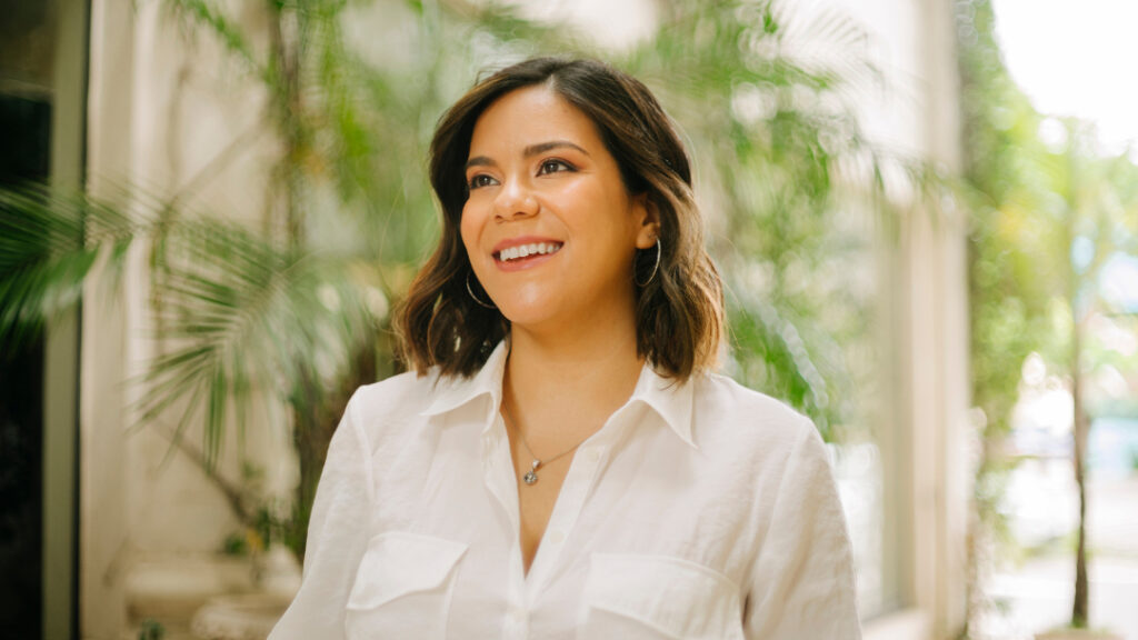 Johanna Ortega, política que representa a esquerda e o feminismo no Paraguai