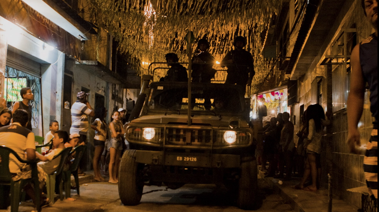 Frame do filme Cheiro de Diesel