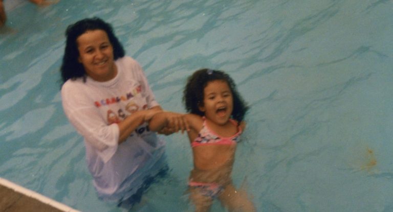 Documentário Aqui Não Entra Luz traz narrativas de trabalhadoras que viveram em ‘quarto de empregada’
