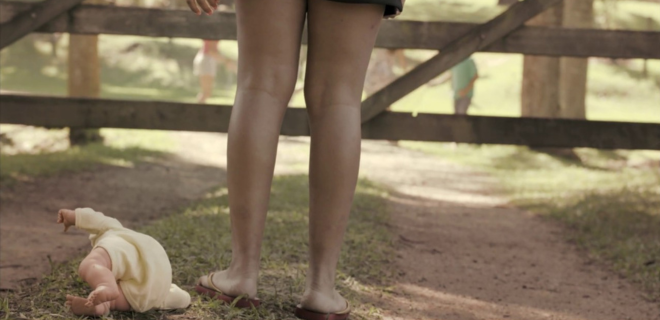 Take do documentário "Mundo sem porteira", que investiga a exploração sexual infantil nas estradas brasileiras